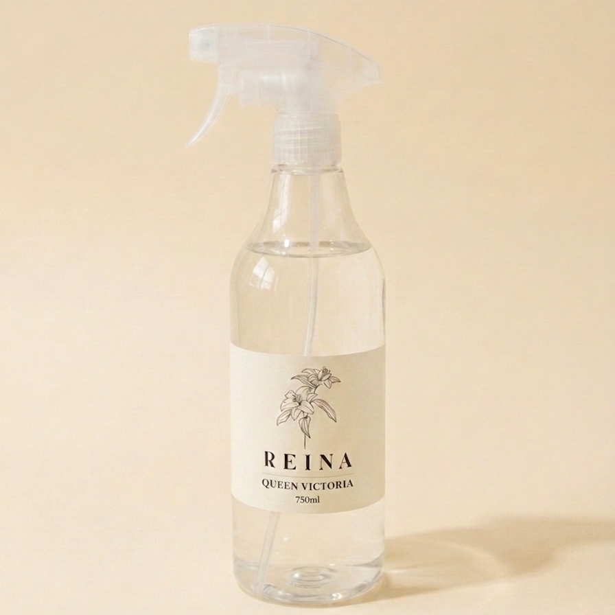 מבשם בדים וחדרים 750 מ״ל בניחוח מלון  בוטיק QUEEN VICTORIA