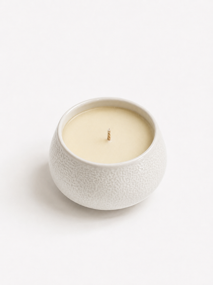 נר קרמיקה לבנה עם פתיל כותנה