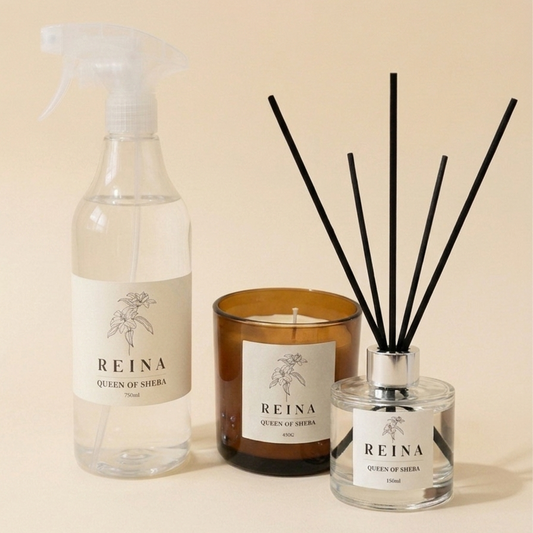 מארז מתנה נר ריחני ומפיצי ריח - בהשראת ניחוח מלון כרמים