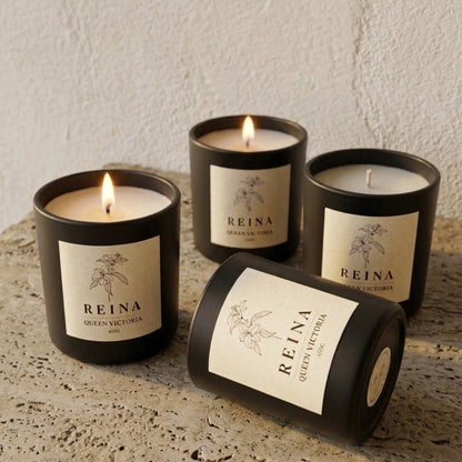נר ריחני 450 גרם בניחוח מלון בוטיק QUEEN VICTORIA - NEW COLLECTION